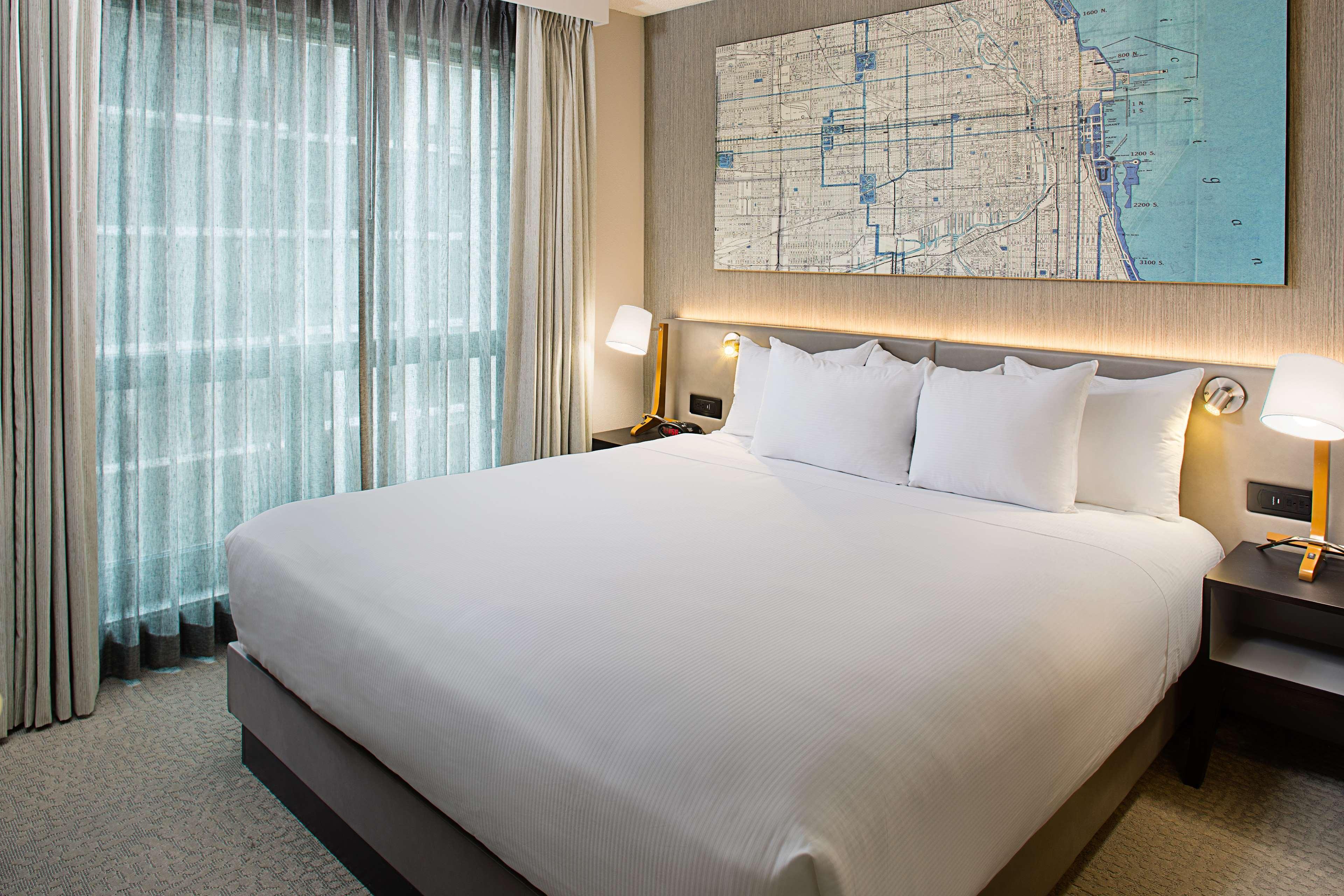 Hilton Chicago Magnificent Mile Suites Exteriér fotografie