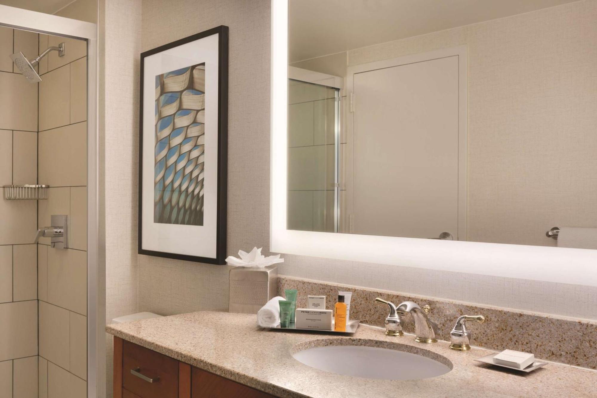 Hilton Chicago Magnificent Mile Suites Exteriér fotografie
