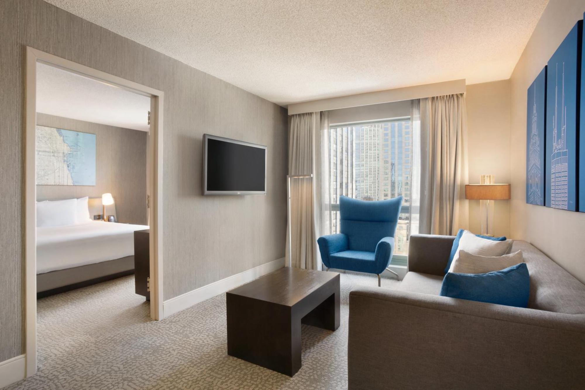 Hilton Chicago Magnificent Mile Suites Exteriér fotografie