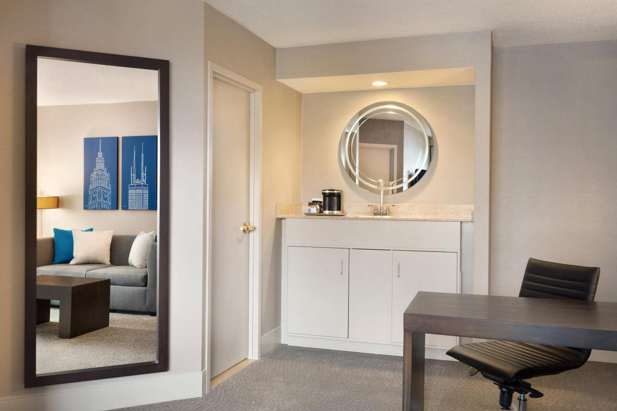 Hilton Chicago Magnificent Mile Suites Exteriér fotografie