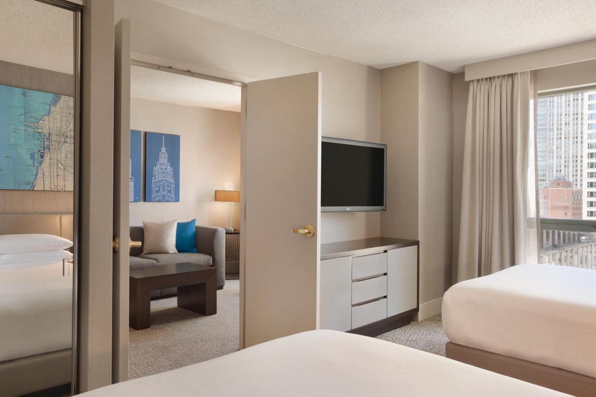 Hilton Chicago Magnificent Mile Suites Exteriér fotografie